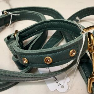 Collare in pelle con cristalli topaz